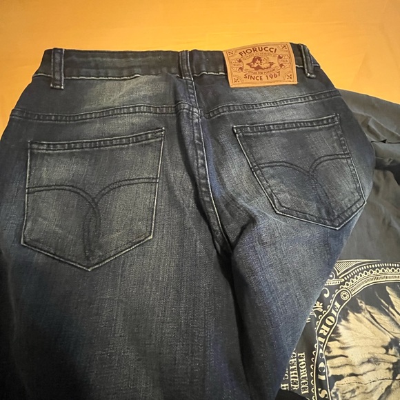 Various fiorucci jeanss, jackets, tshirts.  Various sizes
Naomi campbell - Picture 4 of 16